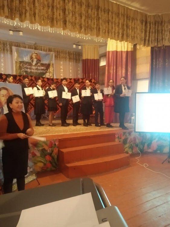 Абай Құнанбайұлының 175 жылдығына арналған іс-шаралар барлық сынып оқушылары арасында өткізілді