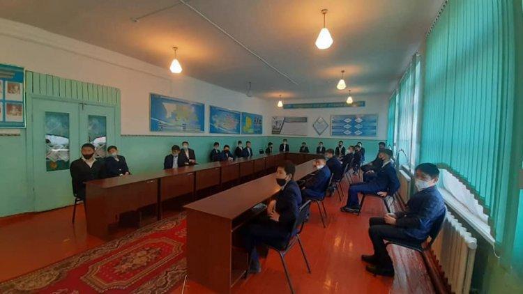 Ақпан айының "АДАЛДЫҚ САҒАТЫ"  жазушылар одағының мүшесі Қалқаман Сариннің  АДАЛДЫҚ, ПАРАСАТТЫЛЫҚ туралы қозғаған  ой-пікіріне арналды